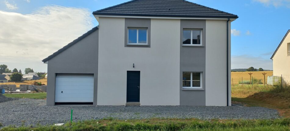 Maison à étage traditionnelle 